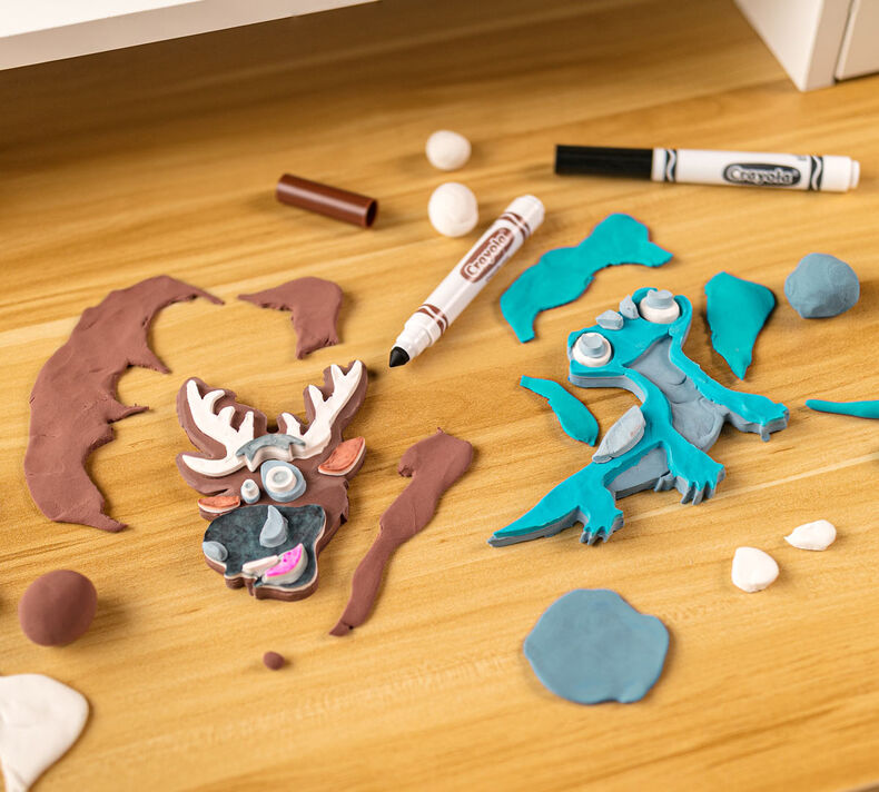 Model Magic Frozen 2 Stackers Craft Kit, Sven & Fire Salamander
