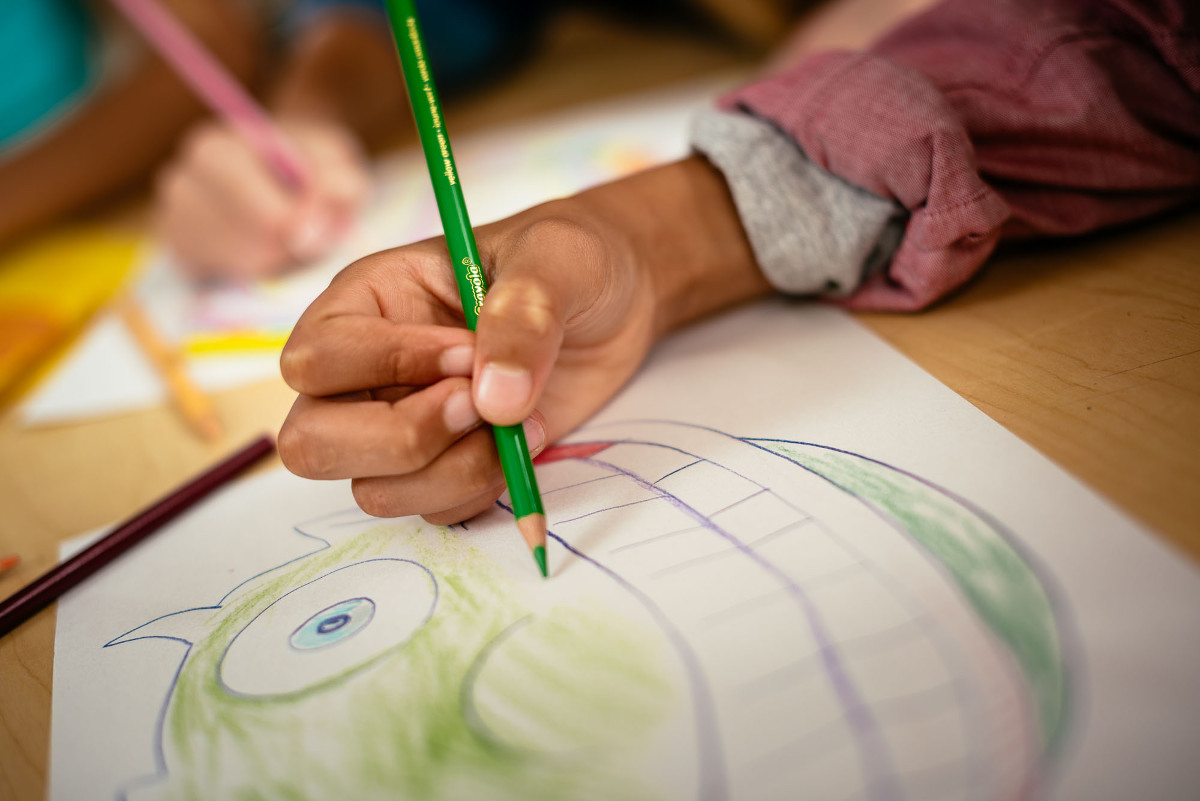 Crayola Colored Pencils Assorted Colors Pre Sharpened Adult Coloring 24 Count Crayola Review of all crayola colored pencils: crayola colored pencils assorted colors pre sharpened adult coloring 24 count crayola