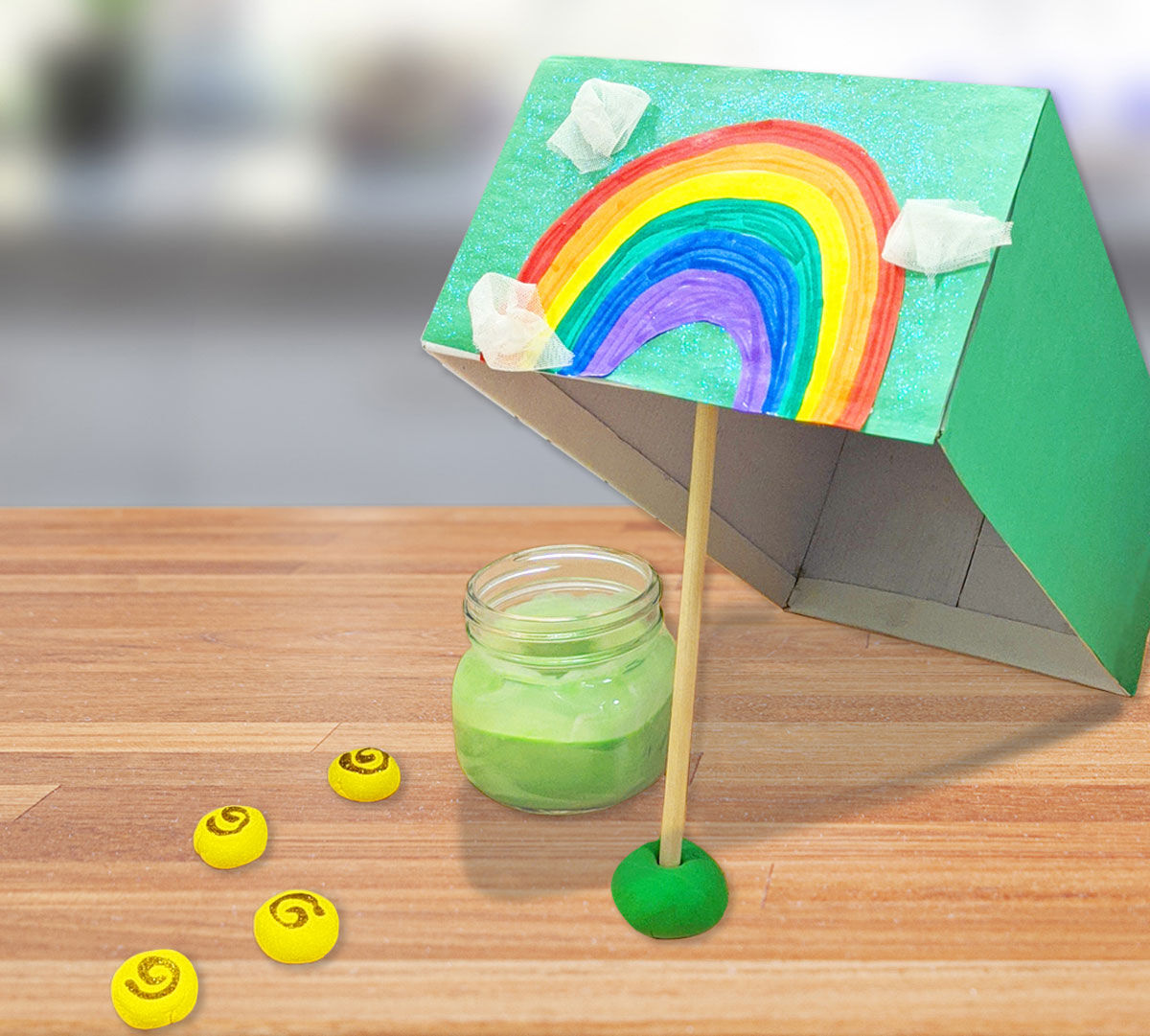 2in1 St. Patrick's Day Craft Kit for Kids Crayola