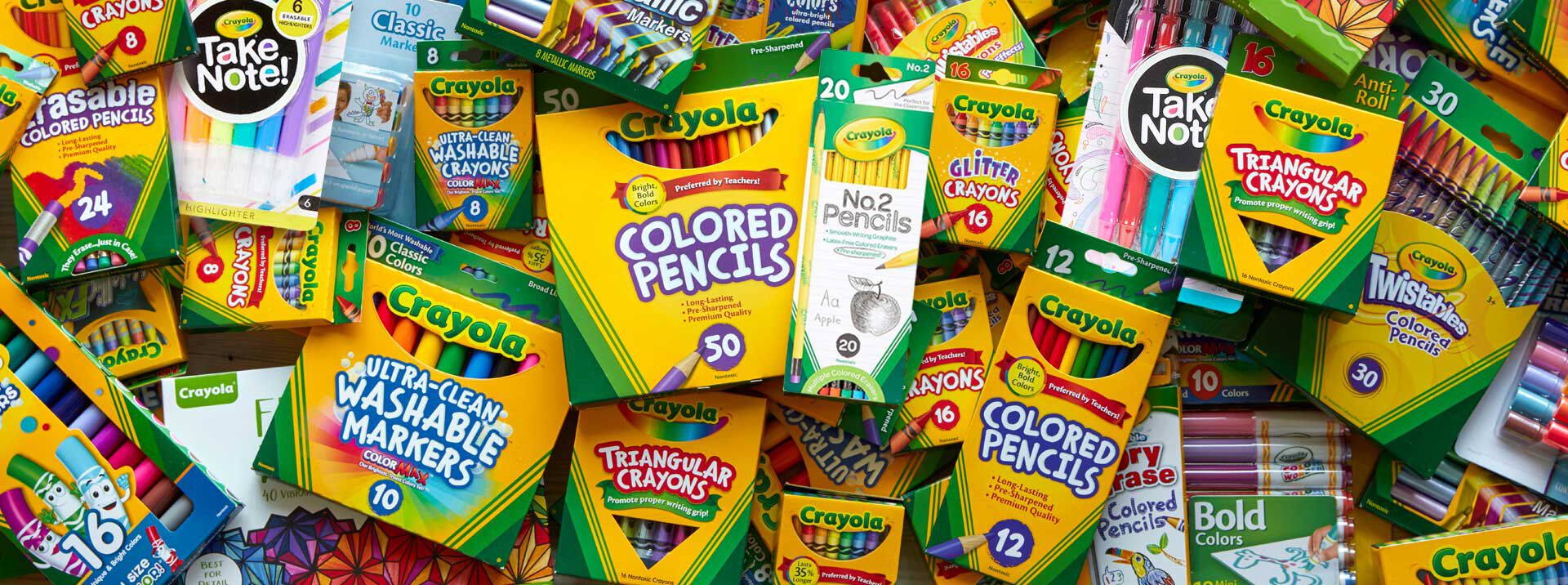 Crayola 70ct Sketch & Color Art Kit