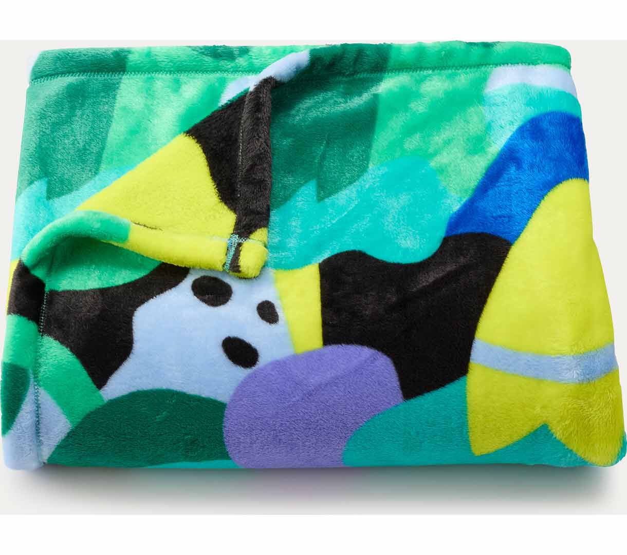 Crayola® X Kohl's Crayola Plush Throw Blanket, Cool Shape Crayola