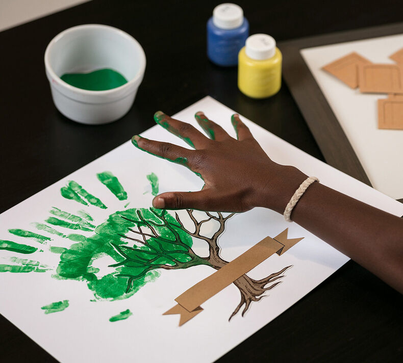 Family Tree Keepsake Craft Kit