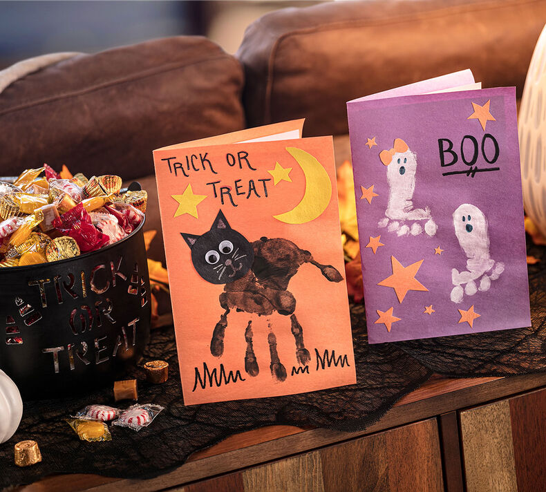 Handprint Halloween Card Craft Kit